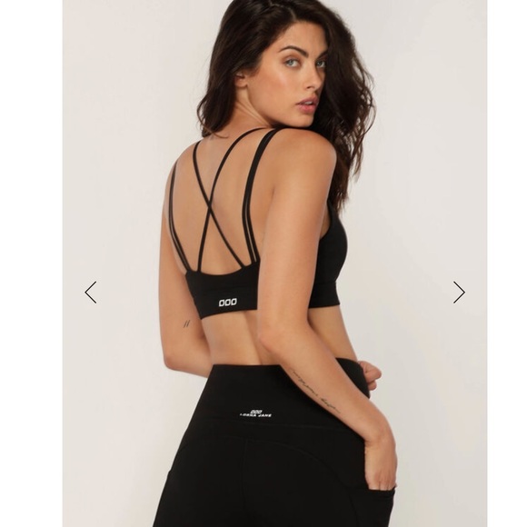 Lorna Jane Other - Lorna Jane All Day Wear Sports Bra
